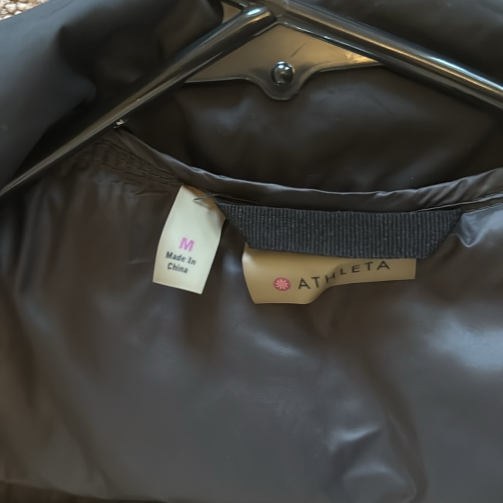 Athleta Solid Black So Down Puffer Vest - image 4